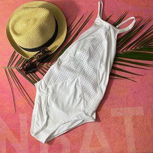 Vitamin A 1 piece bikini